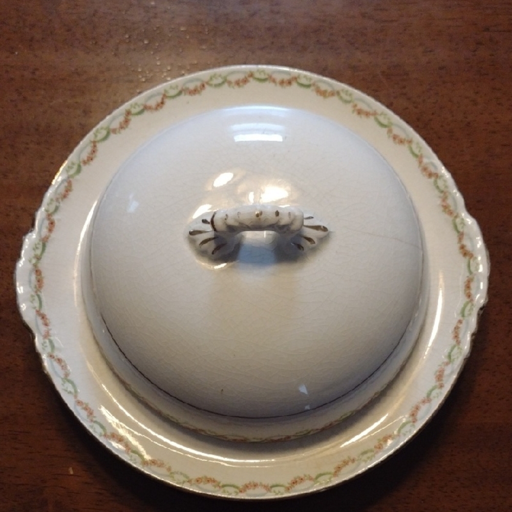 Saxon China Gold Trimmed Pink Garland Elegant White  Covered Dish 1911-1932